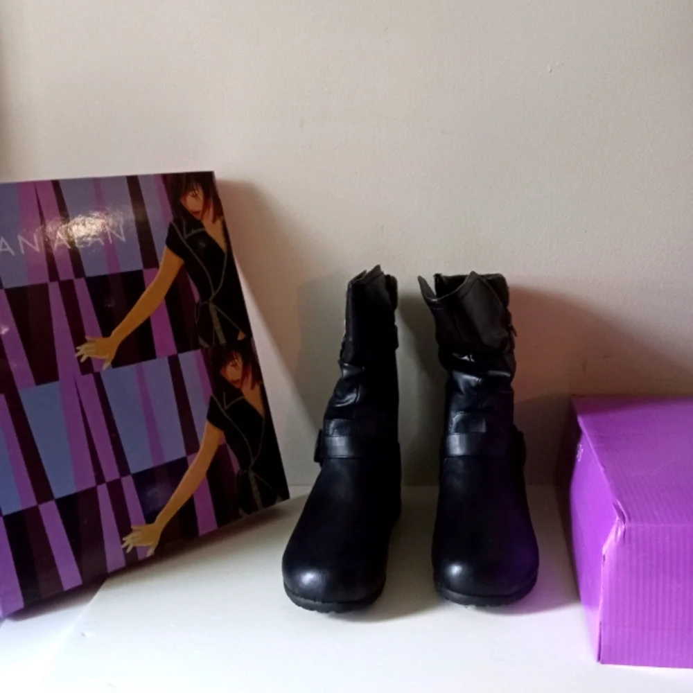 Sean Alan Black Skyler Boots-NIB-comes in box - Size:10